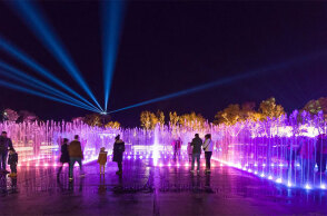 Στο Experience Park Ελληνικού το συντριβάνι αποτελεί πόλο έλξης για μικρούς και μεγάλους