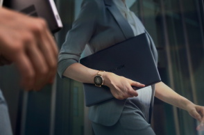 Το Watch GT 3 της HUAWEI μπορεί να προσδώσει στιλ σε κάθε σου εμφάνιση.