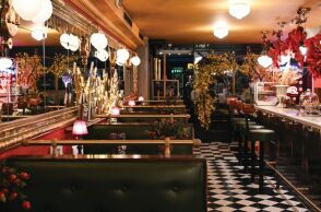 Upper: το υπέροχο bistro στην καρδιά του Συντάγματος