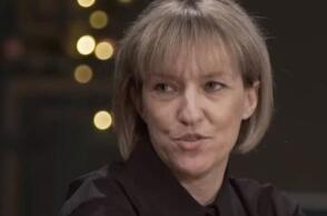 Τέλος, η ίδια θέλησε να στείλει ένα μήνυμα προς όλους τους άντρες: «Θα ήθελα να περάσω, αν μου επιτρέπετε, ένα μήνυμα και προς τους άντρες. Πρέπει και οι άντρες να προσέξουν πάρα πολύ και όταν έχουν μια σχέση, μια κοπέλα, μια σύντροφο που δεν τους αρέσει,