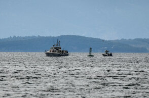 Έρευνες από σκάφη του Λιμενικού Σώματος στη θάλασσα