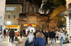 Νέα κρούσματα κορωνοϊού στην Αττική