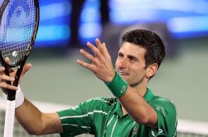 Τζόκοβιτς: Υπό περιορισμό σε ξενοδοχείο - Τη Δευτέρα η απόφαση