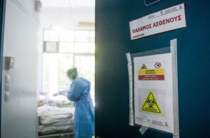 Πλεύρης: Θα προστεθούν 800 επιπλέον κλίνες covid στην Αττική