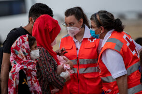 Αφγανιστάν: Βρέφος βρήκε την οικογένειά του πέντε μήνες μετά το χάος στο αεροδρόμιο της Καμπούλ