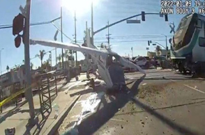 Βίντεο με τη διάσωση πιλότου στο Λος Άντζελες