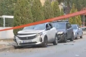 Έκρηξη σε συγκρότημα κατοικιών στη Γλυφάδα