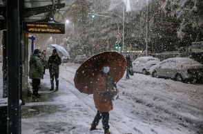 ΚΑΚΟΚΑΙΡΙΑ "ΕΛΠΙΣ" / ΧΙΟΝΟΠΤΩΣΗ ΣΤΗΝ ΑΤΤΙΚΗ ΟΔΟΣ (ΤΑΤΙΑΝΑ ΜΠΟΛΑΡΗ/EUROKINISSI)