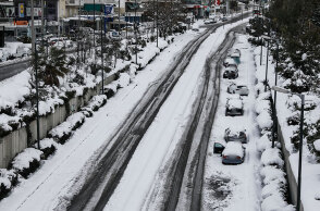 Προβλήματα στη Μεσογείων από τα χιόνια που έφερε η κακοκαιρία «Ελπίδα»