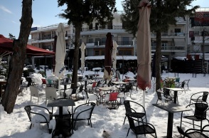 Χαλάρωση μέτρων: Επιστρέφει η μουσική, απελευθερώνεται το ωράριο στην εστίαση, μόνο για καθήμενους η διασκέδαση