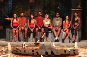 Survivor 2022: Η ομάδα των «Διασήμων» πριν την αποχώρηση του Λάμπρου Κωνσταντάρα και της Αθηνάς Ευμορφιάδη