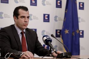 Ο υπουργός Υγείας Θάνος Πλεύρης © EUROKINISSI/ ΓΙΩΡΓΟΣ ΚΟΝΤΑΡΙΝΗΣ   