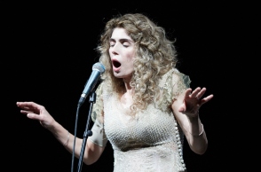 «Κλυταιμνήστρα, μουσική δωματίου για ένα όργανο» με τη Σοφία Χιλλ