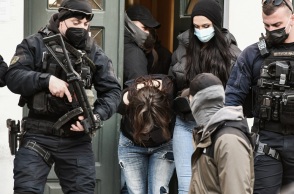 ΑΠΟΛΟΓΙΑ ΣΤΟΝ ΑΝΑΚΡΙΤΗ ΤΟΥ ΖΕΥΓΑΡΙΟΥ ΠΟΥ ΚΑΤΗΓΟΡΕΙΤΑΙ ΓΙΑ ΤΗΝ ΔΟΛΟΦΟΝΙΑ ΤΟΥ 7ΧΡΟΝΟΥ ΣΤΗΝ ΚΥΨΕΛΗ (ΣΩΤΗΡΗΣ ΔΗΜΗΤΡΟΠΟΥΛΟΣ/EUROKINISSI)