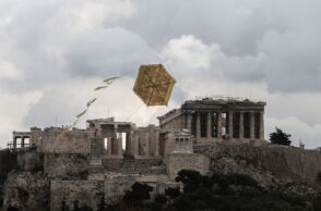 Χαρταετός στην Ακρόπολη