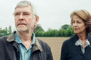 Τομ Κόρτνεϊ και Σάρλοτ Ράμπλινγκ στην ταινία «45 Χρόνια (45 Years)» του Άντριου Χέι