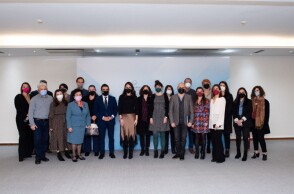 Σε συνάντηση εργασίας στο υπουργείο Εργασίας και Κοινωνικών Υποθέσεων προσκάλεσε χθες Τρίτη, 15 Φεβρουαρίου, η υφυπουργός Δόμνα Μιχαηλίδου, τους φορείς παιδικής προστασίας