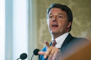 Ματέο Ρέντσι © EPA/ ANGELO CARCONI  