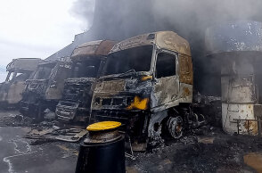 Καμμένα φορτηγά στο Euroferry Olympia