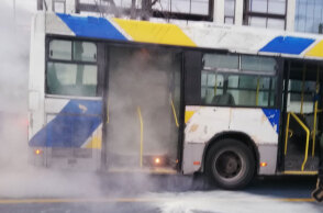 Φωτιά στο λεωφορείο 608 Ζωγράφου-Γαλάτσι