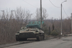Κατεστραμμένο ρωσικό άρμα μάχης στην Ουκρανία