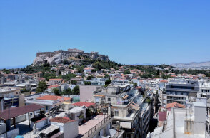 Μειωμένος ο ΕΝΦΙΑ 2022 για 8 στους 10 ιδιοκτήτες ακινήτων, σύμφωνα με το Υπουργείο Οικονομικών