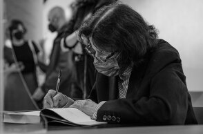 Η Φραν Λίμποβιτς στη Στέγη Ιδρύματος Ωνάση