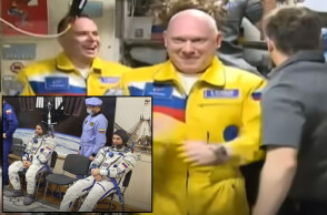 Άλλαξαν στολές οι Ρώσοι κοσμοναύτες που εμφανίστηκαν στον Διεθνή Διαστημικό Σταθμό με τα χρώματα της ουκρανικής σημαίας