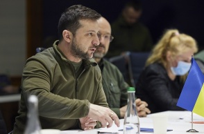 Ουκρανία: Ο Ζελένσκι επιμένει για τη συνάντηση με τον Πούτιν