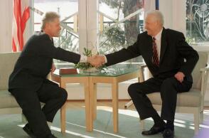 clinton-yeltsin.jpg
