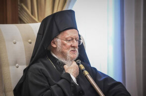 Ο Οικουμενικός Πατριάρχης Βαρθολομαίος καταδίκασε τη ρωσική εισβολή στην Ουκρανία