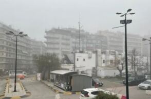Ομιχλώδες τοπίο στη Θεσσαλονίκη