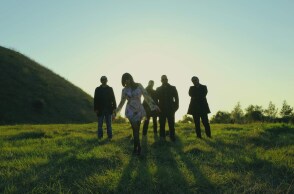 Sugar For the Pill: Συνέντευξη με την μπάντα για το άλμπουμ τους Wanderlust, που κυκλοφορεί από την Shelflife Records και τη Make Me Happy records.