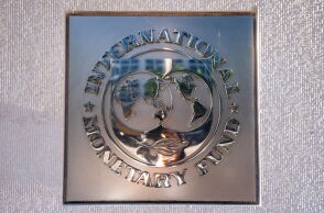 ΔΝΤ: Ισχυρή ανάπτυξη 3,5% στην Ελλάδα παρά τον πόλεμο