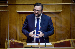 Ο Xρήστος Ταραντίλης σε ομιλία του στη Βουλή