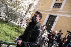 Ο Μάνος Δασκαλάκης, ο πατέρας των τριών νεκρών παιδιών και εν διαστάσει σύζυγος της Ρούλας Πισπιρίγκου στην ανακρίτρια