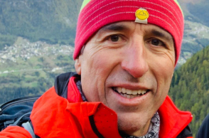 Αντώνης Σύκαρης