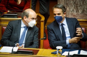 Μητσοτάκης: Φτηνή στέγη σε νέους εργαζόμενους και αξιοποίηση ακίνητης περιουσίας ΟΑΕΔ