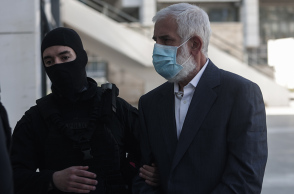 Ο Πέτρος Φιλιππίδης 