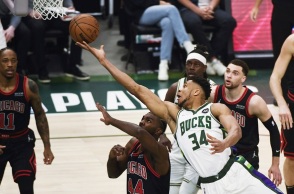 NBA Playoffs: Oι Μπακς έκαναν το 1-0 κόντρα στους Μπουλς