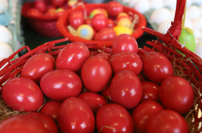 Πάσχα: Πώς θα καταναλώσετε με ασφάλεια κρέας και αυγά