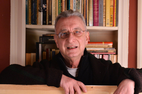 Βασίλης Καρακατσάνης