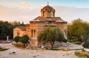 Παλαιότερη φωτογραφία των Αγίων Αποστόλων.