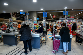 Σούπερ μάρκετ - Εορταστικό ωράριο: Τι ώρα θα κλείσουν τη Μεγάλη Παρασκευή