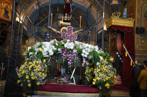 Τα κρούσματα κορωνοϊού σήμερα Μεγάλη Παρασκευή 22 Απριλίου 2022 έφθασαν τις 7.014, σύμφωνα με τον ΕΟΔΥ