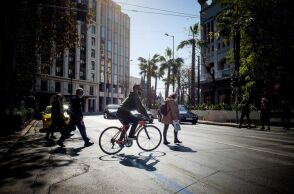 Κορωνοϊός: 4.175 κρούσματα σήμερα, 28 θάνατοι, 277 διασωληνωμένοι