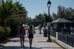 Καιρός: Κυριακή του Πάσχα με ηλιοφάνεια και υψηλές θερμοκρασίες