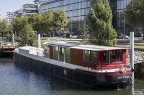 Barge 166: Το πρώτο πλωτό κελάρι στον κόσμο από τον Οίκο Ferrand