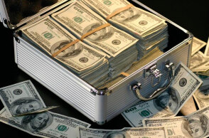 Με δολάρια ΗΠΑ πλήρωσε η Ρωσία καθυστερημένα ομόλογα