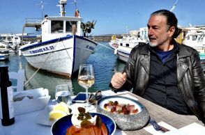 Σιγή Ιχθύος, το ωραίο γαστρονομικό στέκι στη Νάουσα της Πάρου